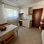 Suda בית הארחה 3*