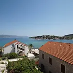 Affittacamere Suda 3*