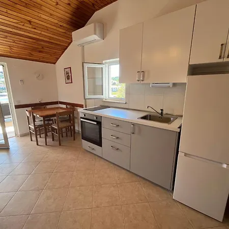 Suda ゲストハウス ルンバルダ